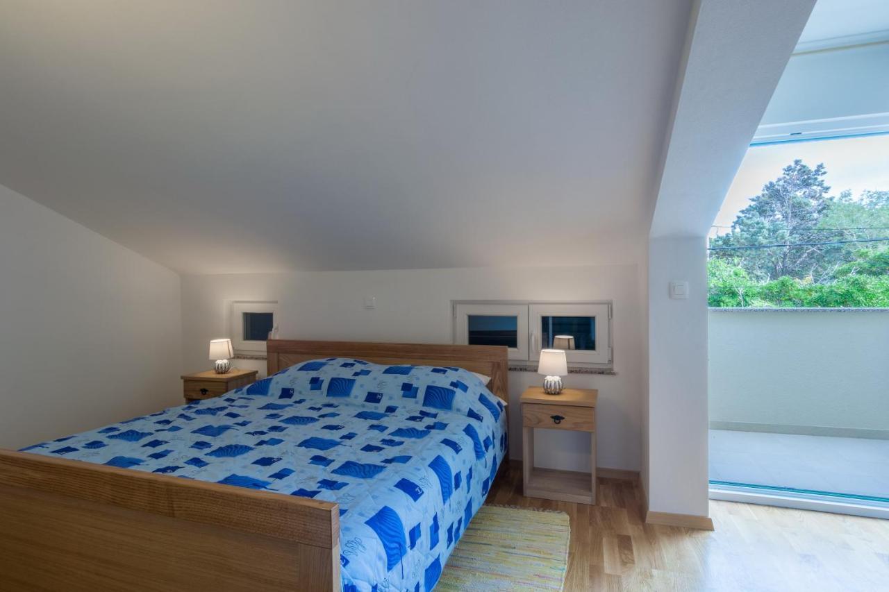 Apartments By The Sea Simuni, Pag - 18386 Kolan Extérieur photo
