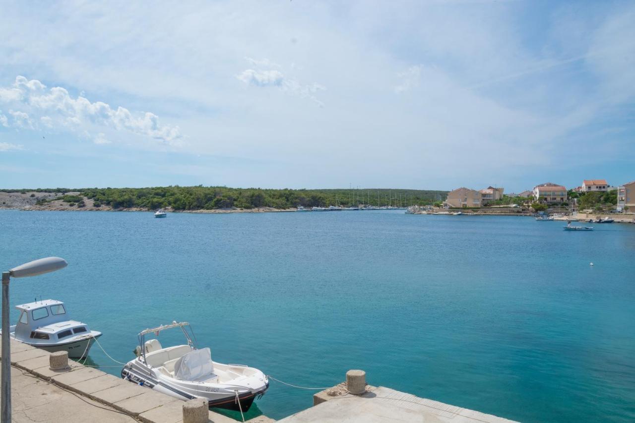 Apartments By The Sea Simuni, Pag - 18386 Kolan Extérieur photo