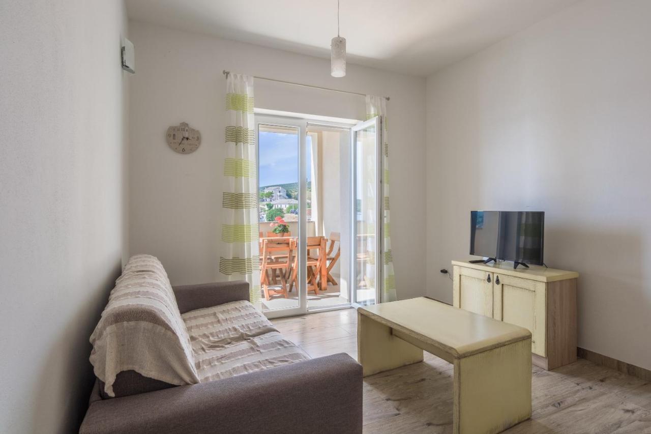 Apartments By The Sea Simuni, Pag - 18386 Kolan Extérieur photo